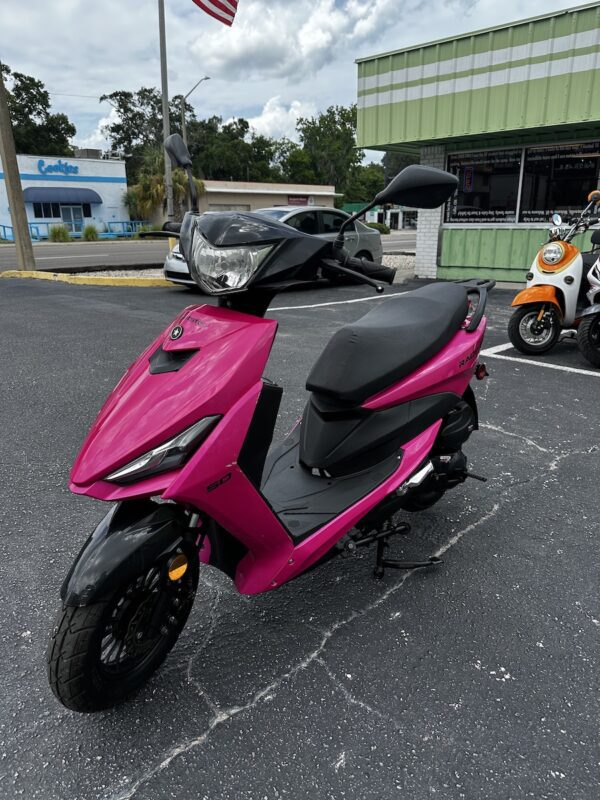 2022 Raspberry ScootStar Racestar (Ref# 6604)