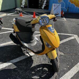 2022 Tangerine Genuine Buddy Scooter (Ref# 0104)