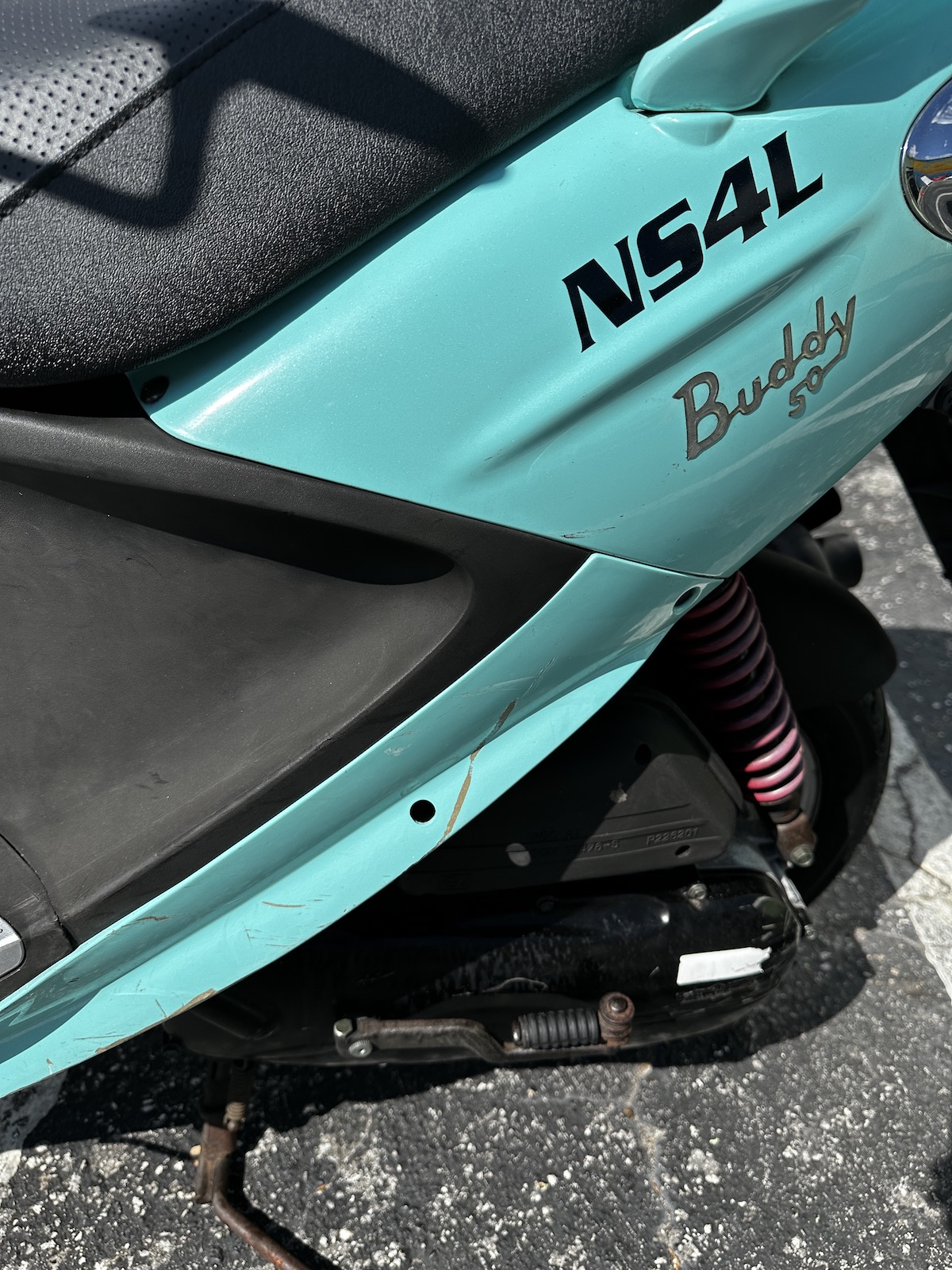 2018 Turquoise Genuine Buddy Scooter (Ref# 2779) - Image 8