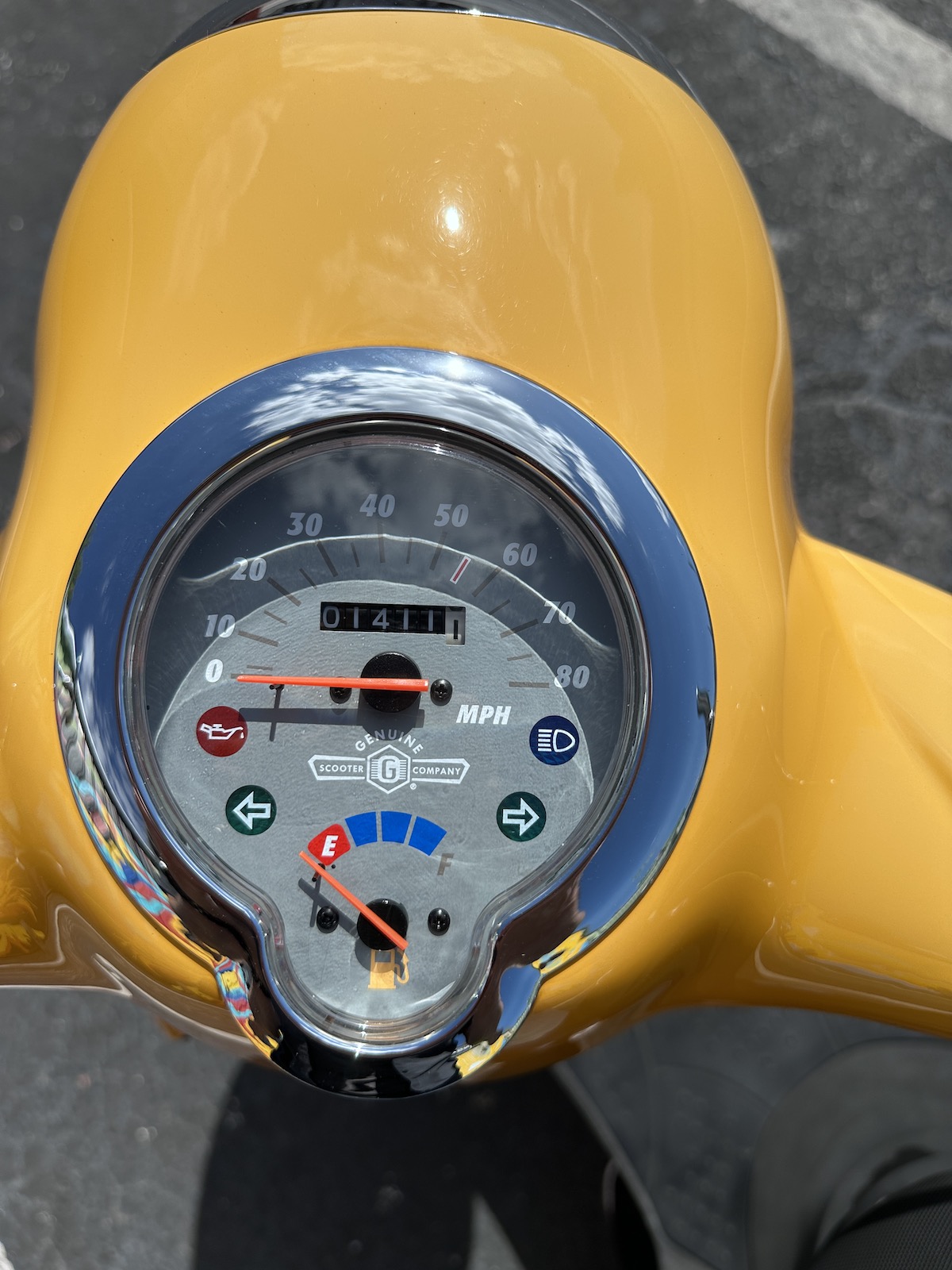 2023 Tangerine Genuine Buddy Scooter (Ref# 3375) - Image 7