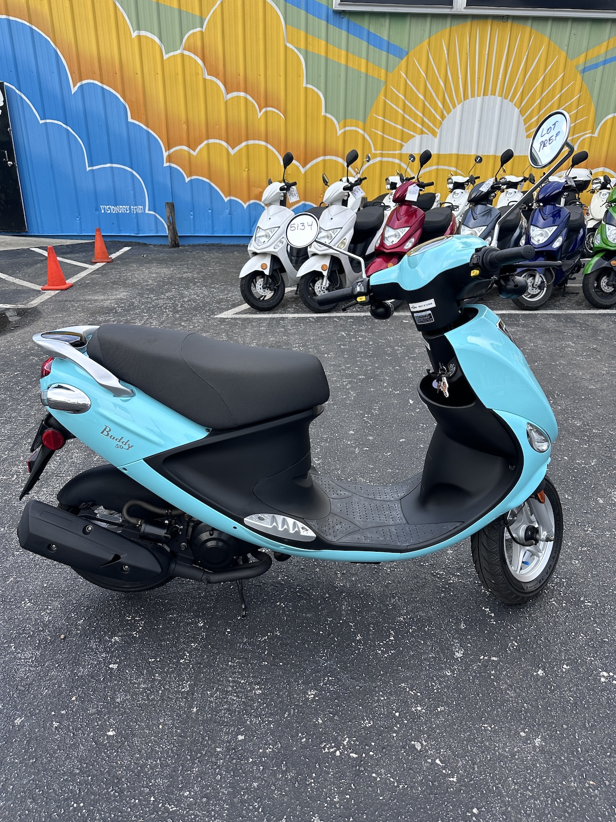 2024 Turquoise Genuine Buddy Scooter (Ref# 5134) - LOW MILEAGE - 1 YEAR WARRANTY INCLUDED! - Image 5