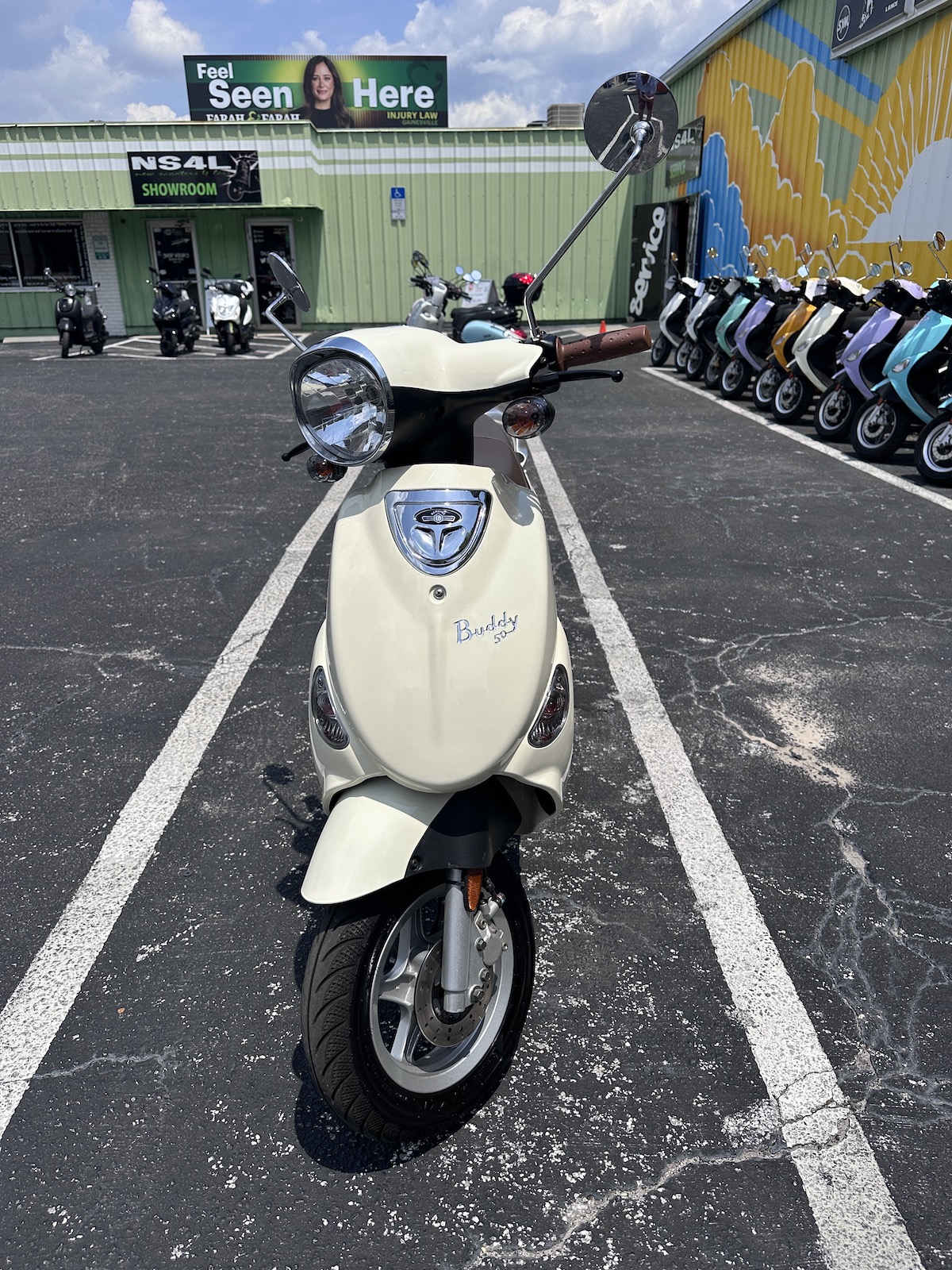 2024 Vanilla Genuine Buddy Scooter (Ref# 5386) - LIKE NEW - 1 YEAR WARRANTY INCLUDED - Image 3