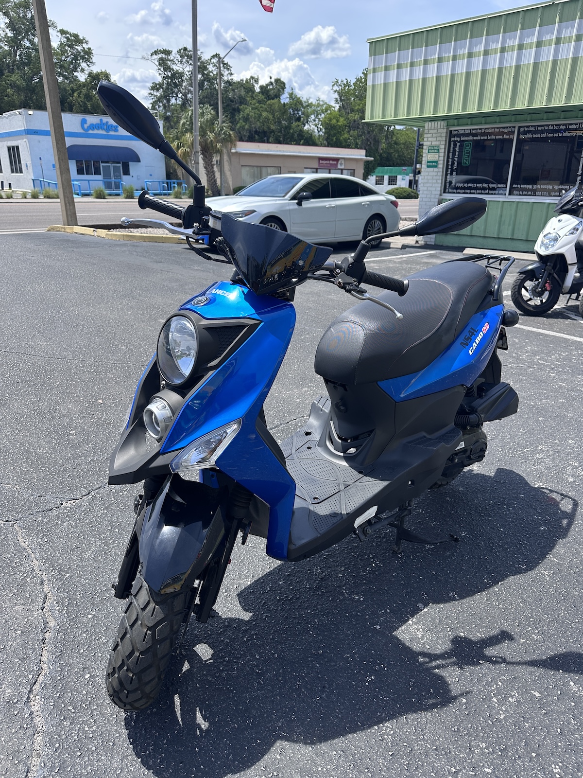 2023 Blue Lance Cabo Scooter (Ref# 5771) - LOW MILEAGE! - Image 3