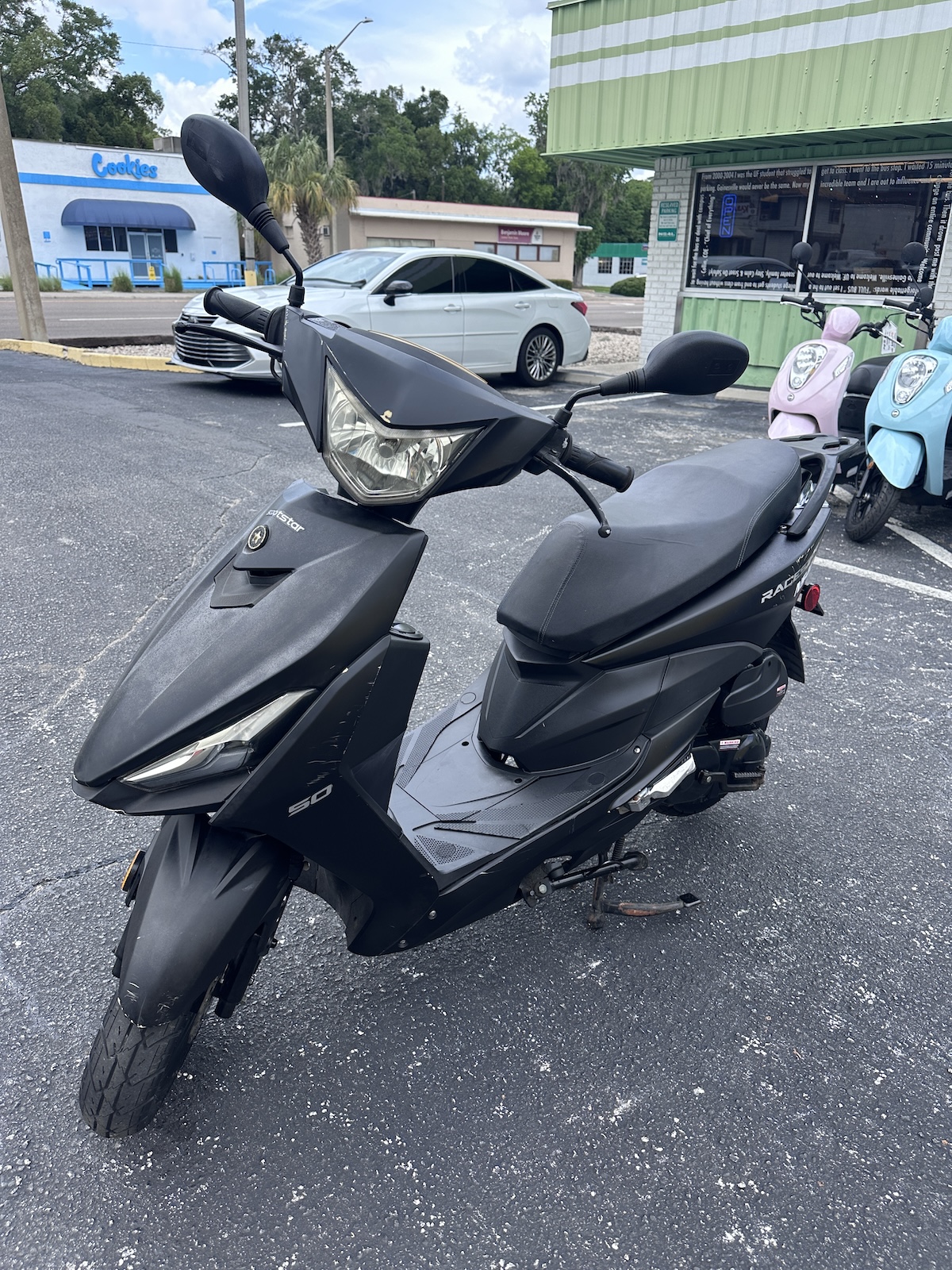 2022 Matte Black Scootstar Racestar Scooter (Ref# 6562)
