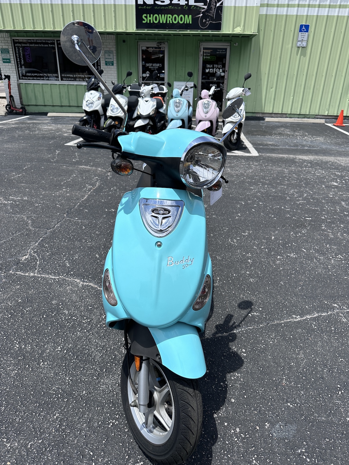 2022 Turquoise Genuine Buddy Scooter (Ref# 1219) - Image 4