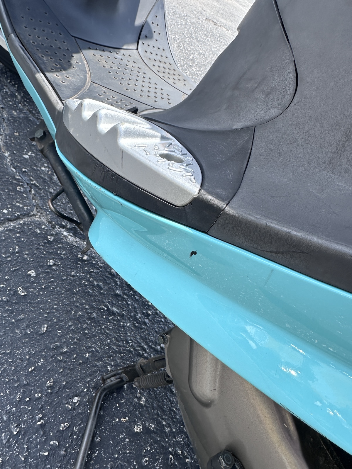 2022 Turquoise Genuine Buddy Scooter (Ref# 1219) - Image 9