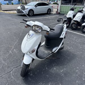 2019 White Genuine Buddy Scooter (Ref# 4825)