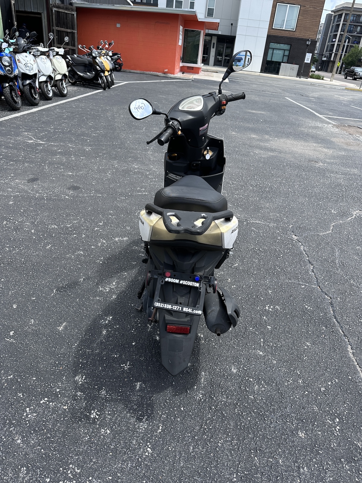 2019 White Scootstar Racestar Scooter (Ref# 9467) - Image 8