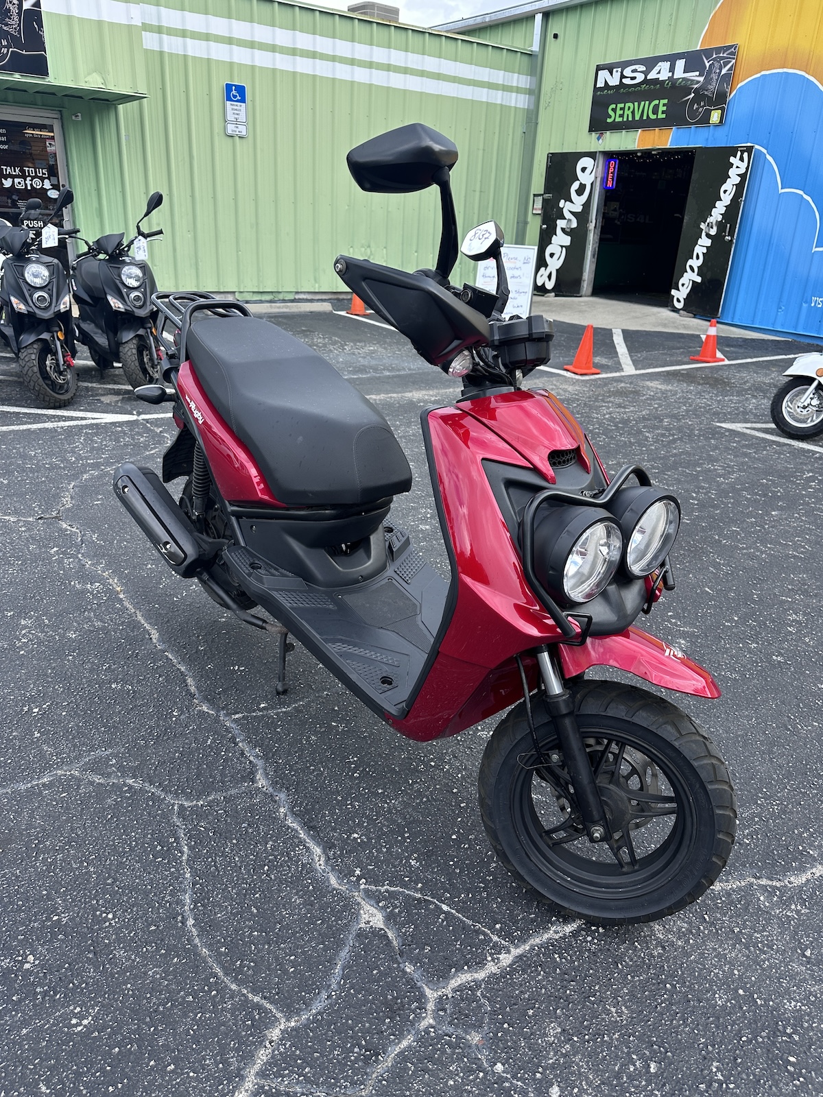 2023 Red Wolf Rugby Scooter (Ref# 8137) - LOW MILEAGE - Image 5