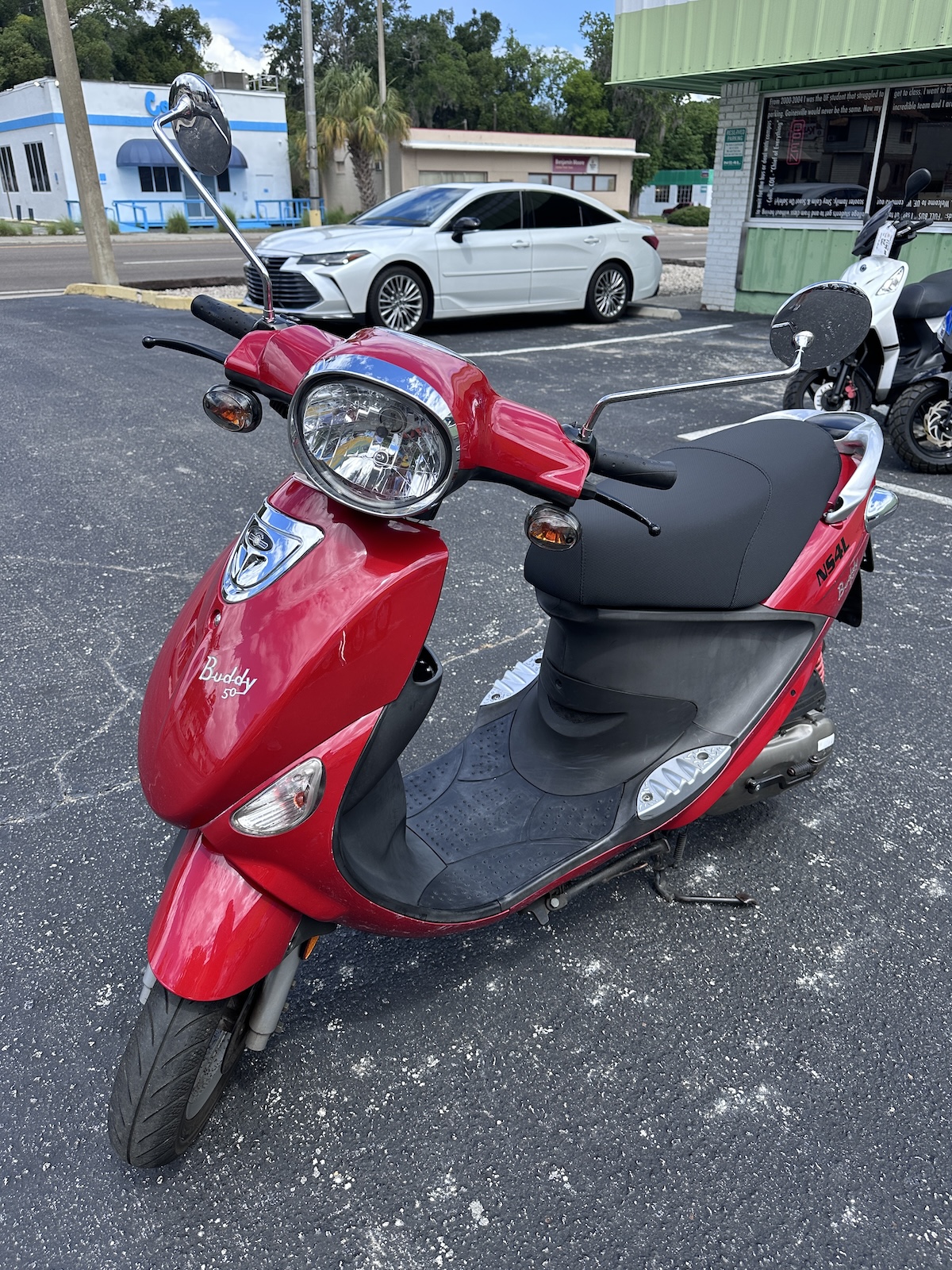 2023 Red Genuine Buddy Scooter (Ref# 4090)