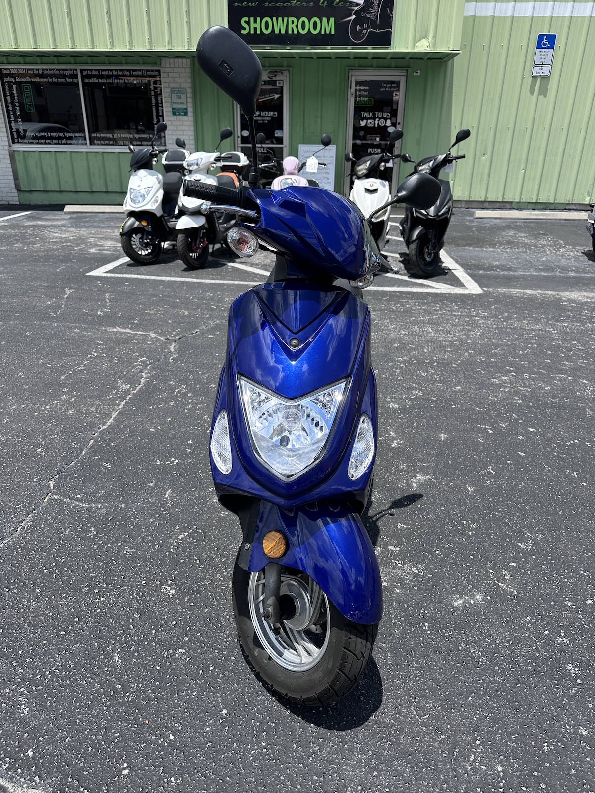 2023 Blue Wolf RX-50 Scooter (Ref# 2054) - Image 4