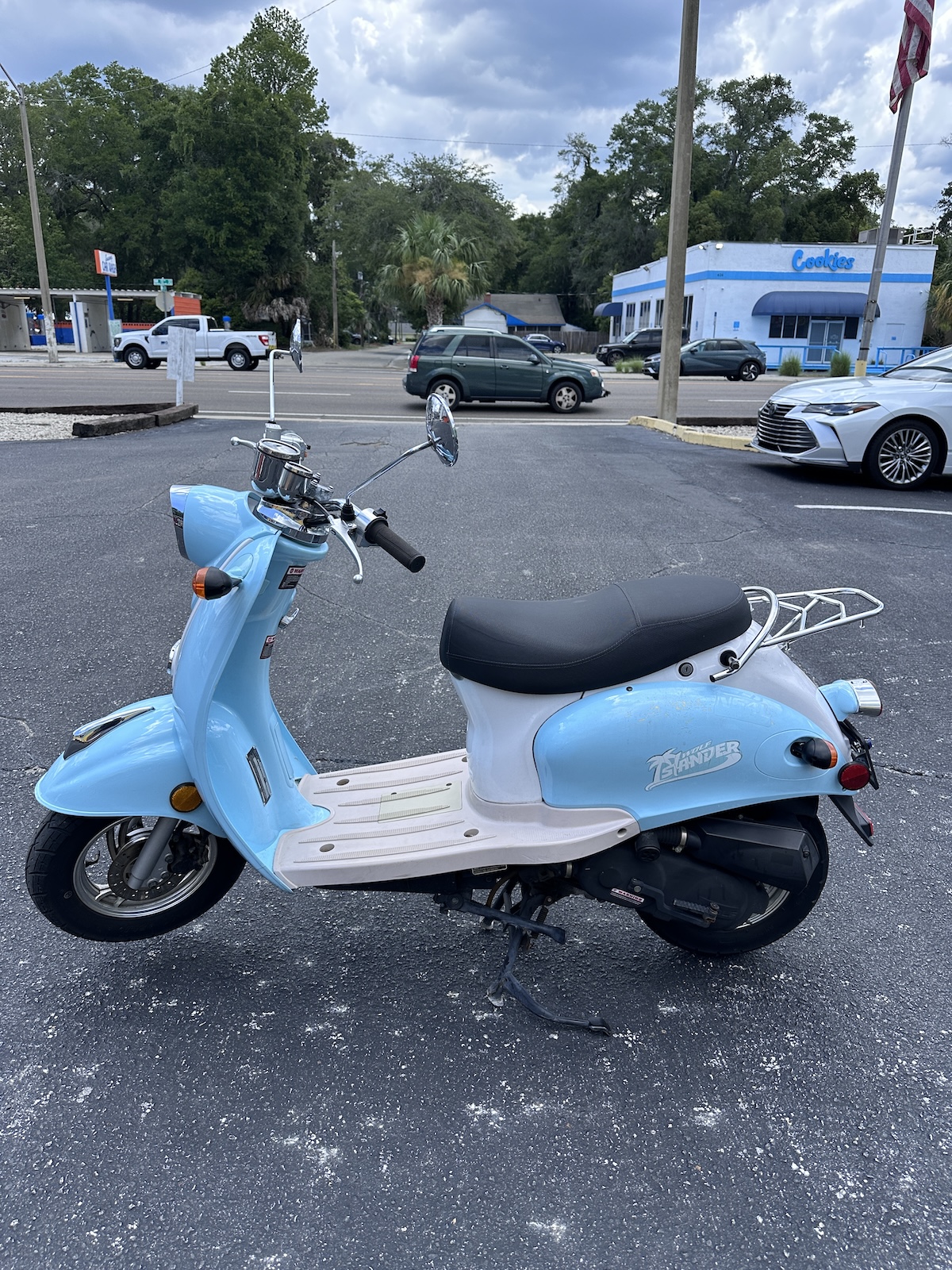 2020 Sky Blue Wolf Islander Scooter (Ref# 3615) - Image 2