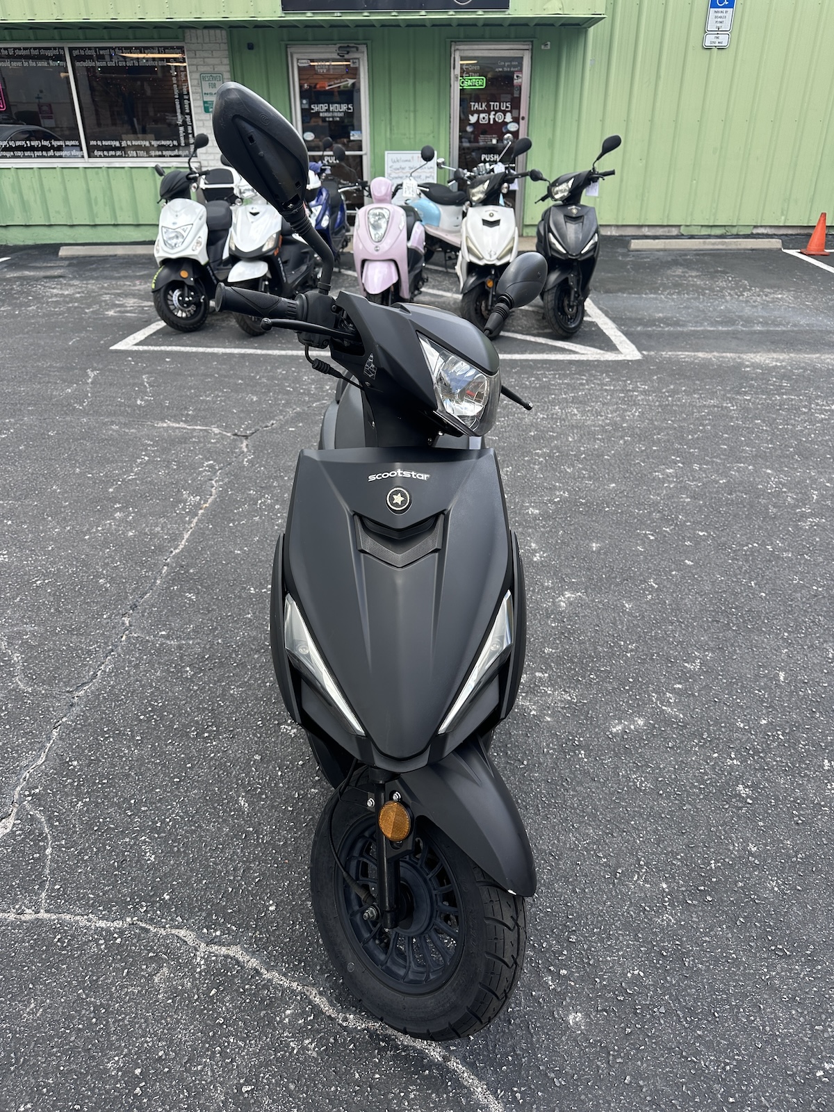 2022 Matte Black Scootstar Racestar Scooter (Ref# 4158) - Image 4