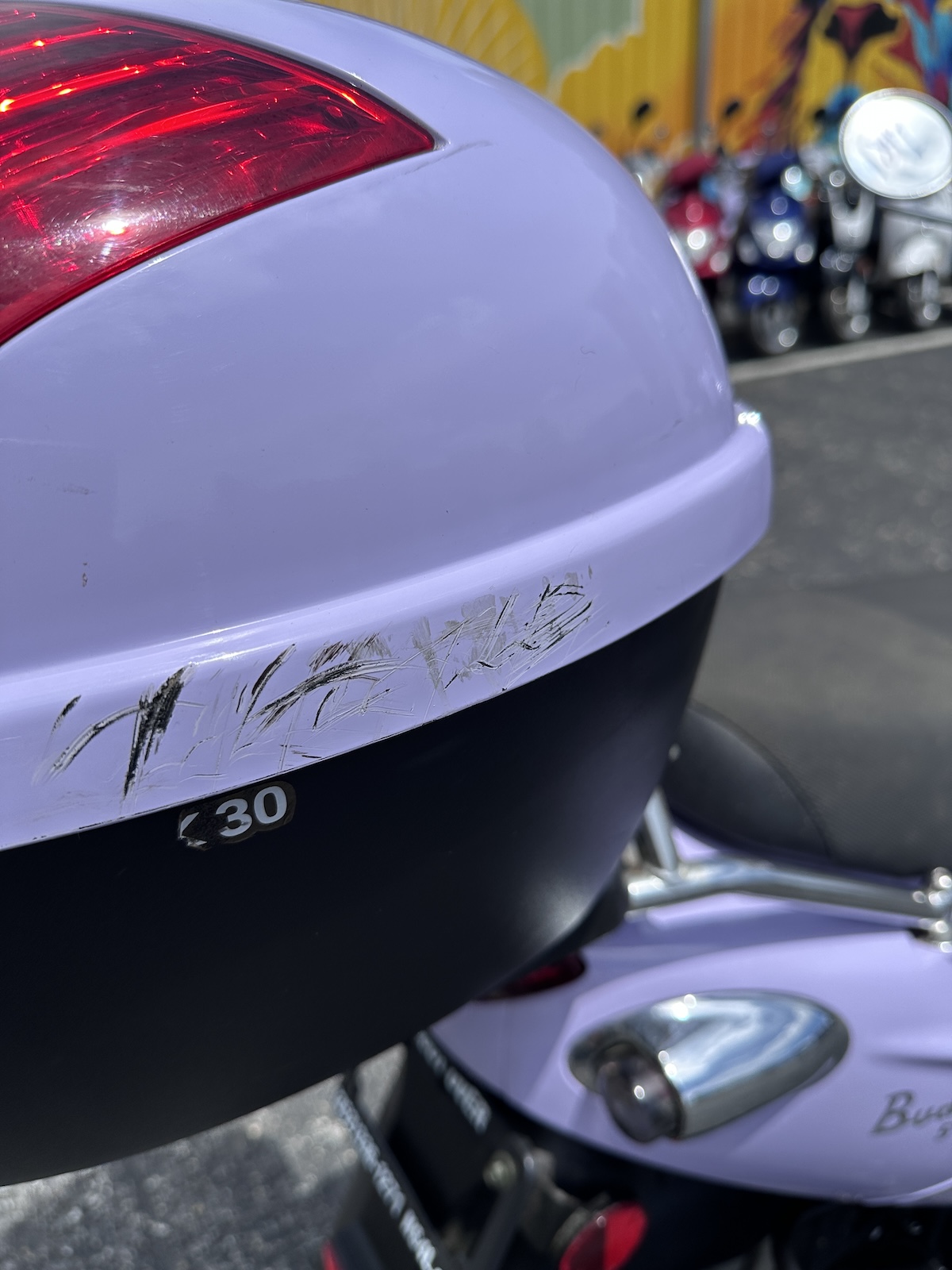 2022 Lavender Genuine Buddy Scooter with Top Case! (Ref# 1849) - Image 8