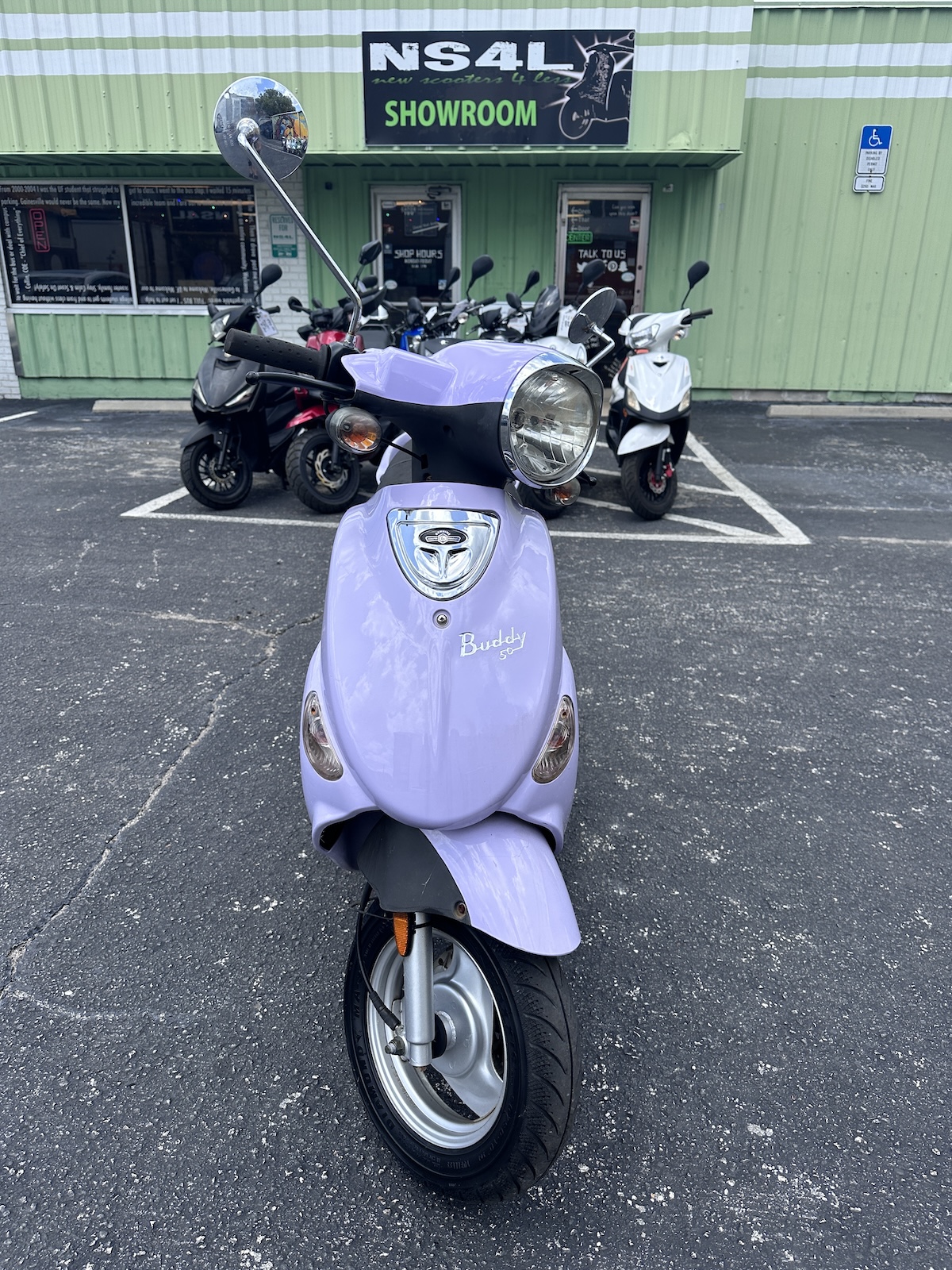 2018 Lavender Genuine Buddy Scooter (Ref# 3413) - Image 4