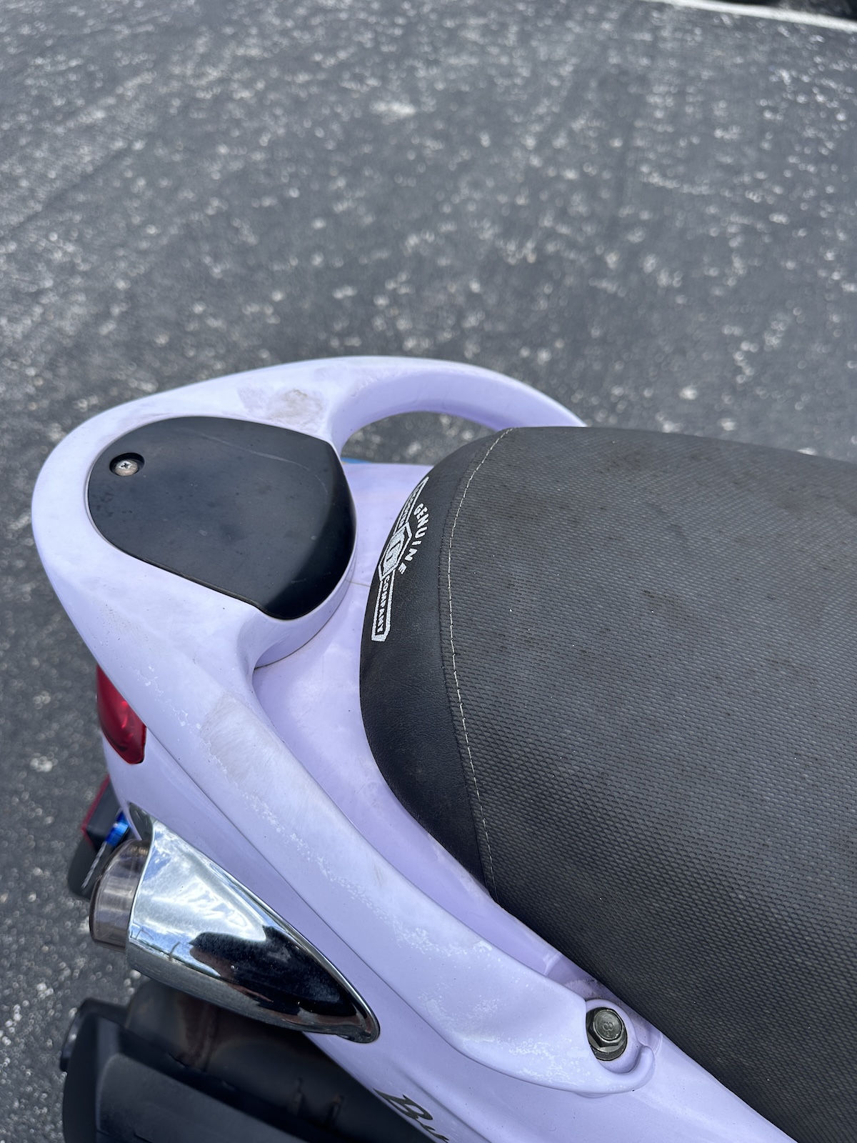 2018 Lavender Genuine Buddy Scooter (Ref# 3413) - Image 8