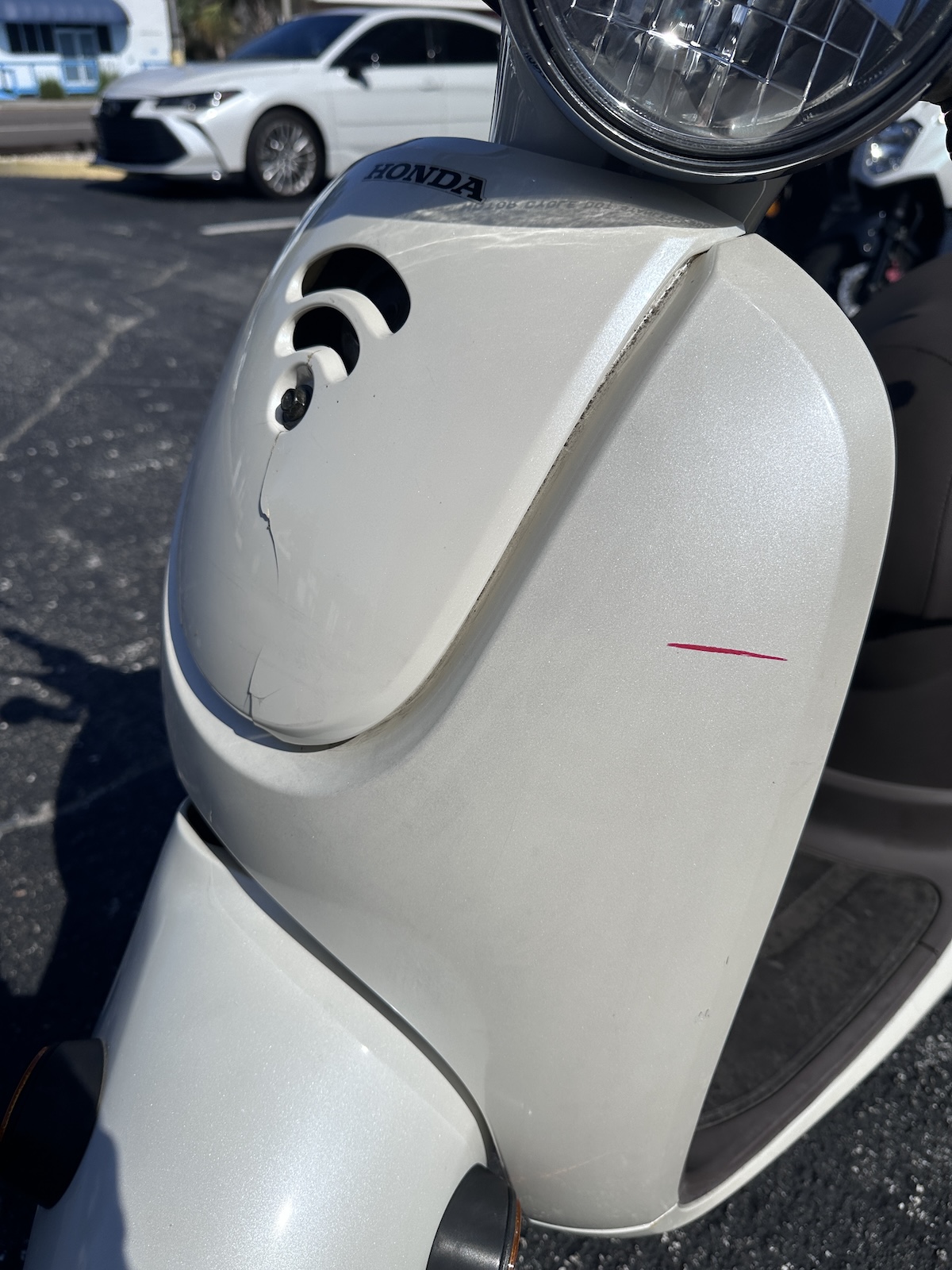 2013 Cream Honda Metropolitan Scooter (Ref# 1482) - Image 10