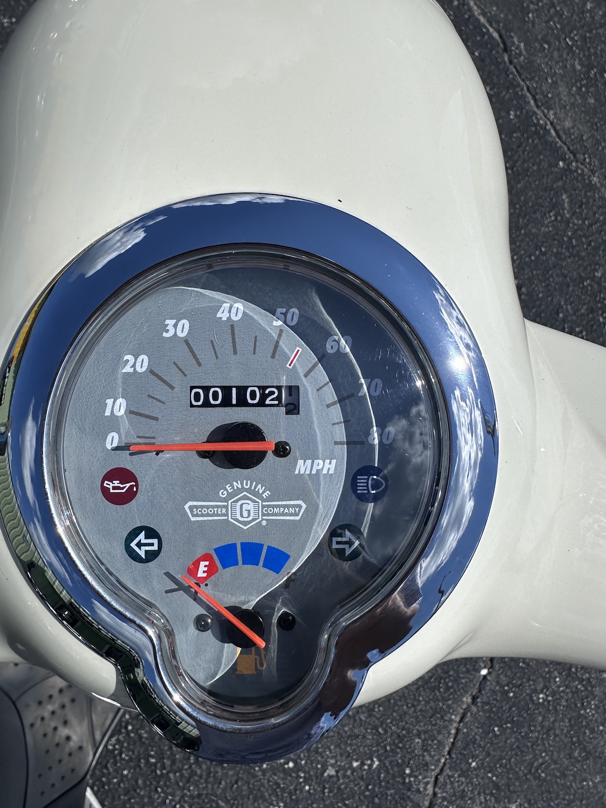 2024 Vanilla Genuine Buddy Scooter (Ref# 5308) - LOW MILEAGE - 1 YEAR WARRANTY INCLUDED - Image 8